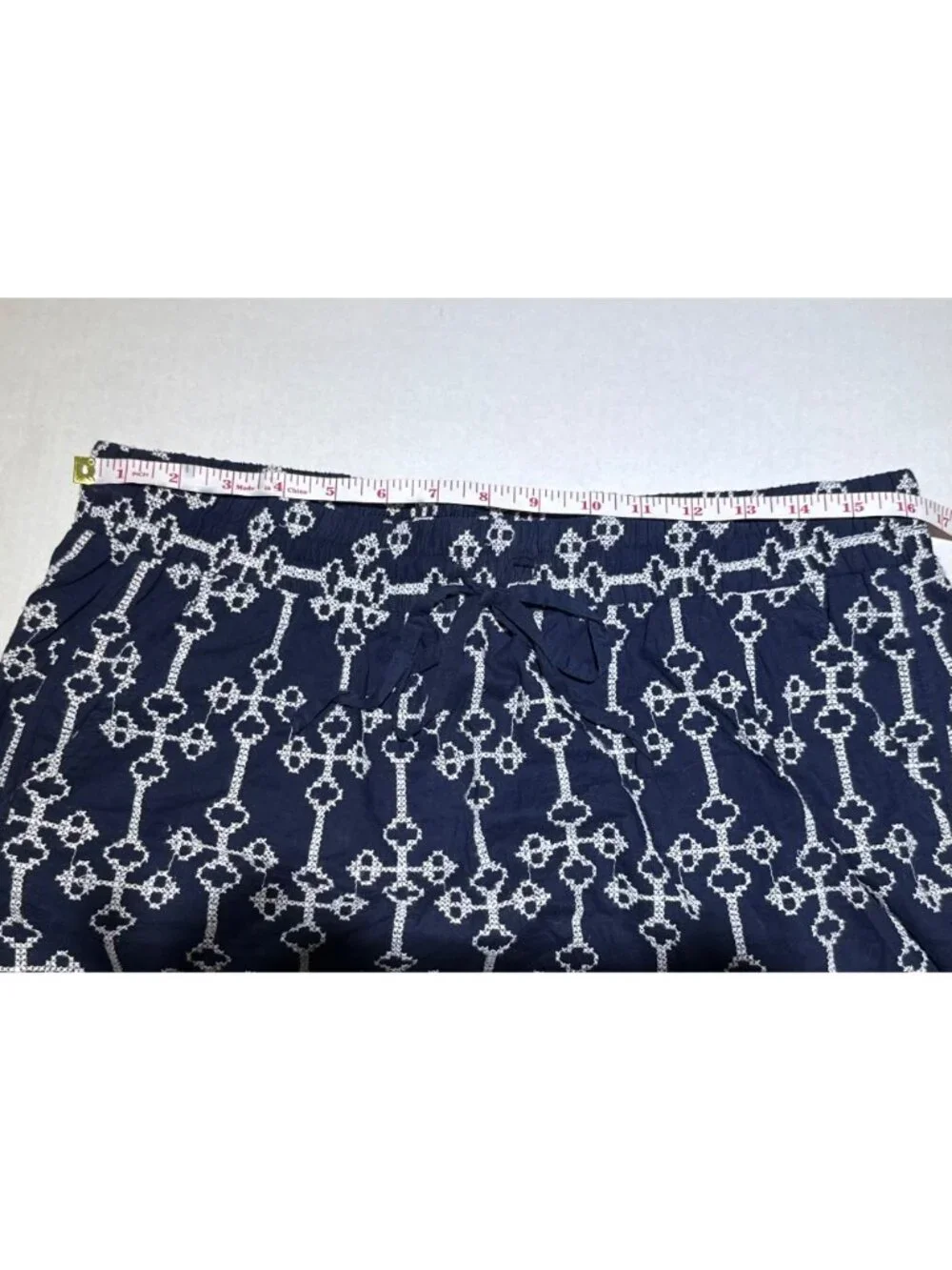 Gap factory womens L Large mini short Skirt navy white tapestry embroidery EUC